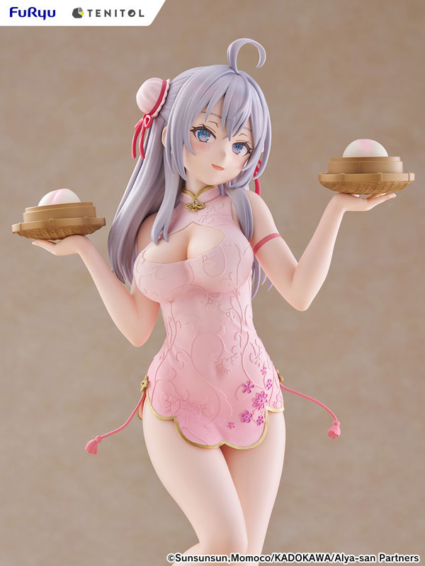TENITOL TALL Alya Sometimes Hides Her Feelings in Russian Alya Ver. Vestido Chino