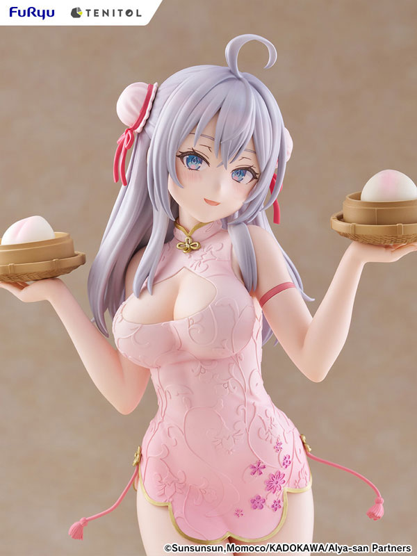 TENITOL TALL Alya Sometimes Hides Her Feelings in Russian Alya Ver. Vestido Chino