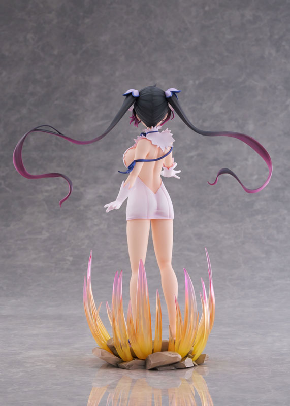 Is It Wrong to Try to Pick Up Girls in a Dungeon? V Hestia Ver. Divinity Unleashed 1/7