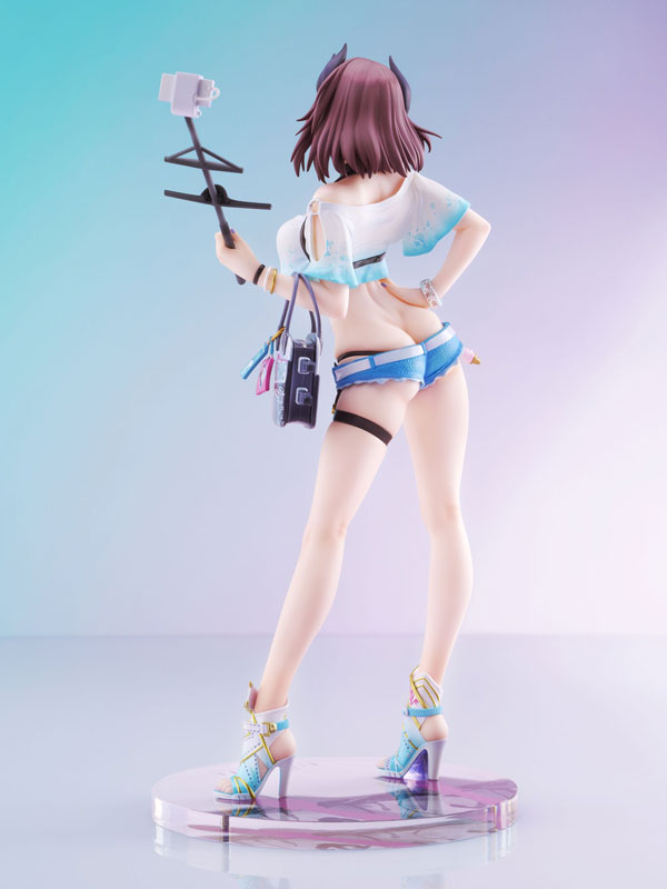 Azur Lane Kirishima -Summery Audacity- edición TF 1/7