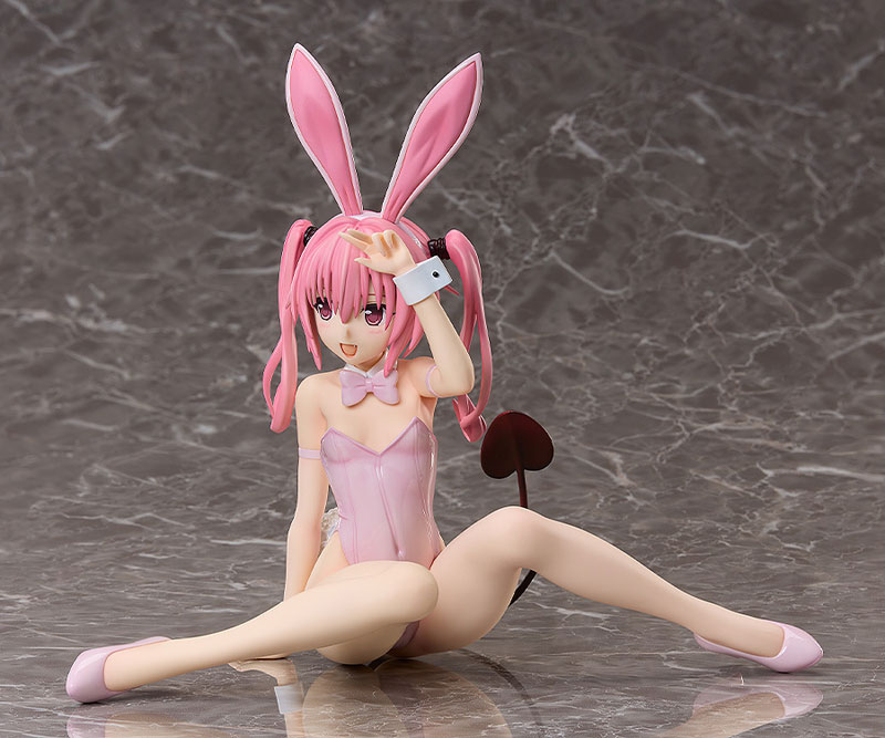 To Love-Ru Darkness Nana Astar Deviluke Ver. Conejita con Piernas Desnudas 1/4
