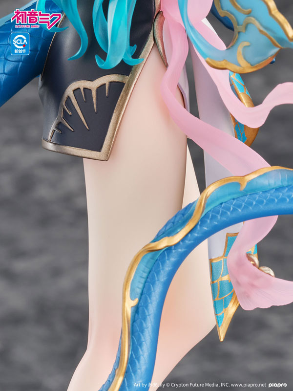 Hatsune Miku Ver. Dragón Azur 1/7