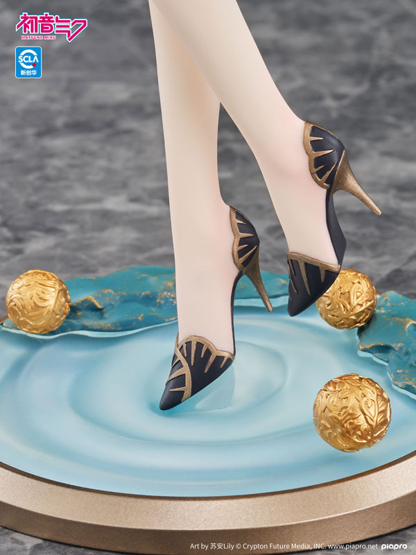 Hatsune Miku Ver. Dragón Azur 1/7